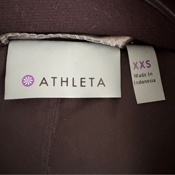 Athleta | Women’s Gray Silver Metallic Puffer Vest High Low Longer Length Sz XXS - Picture 5 of 7